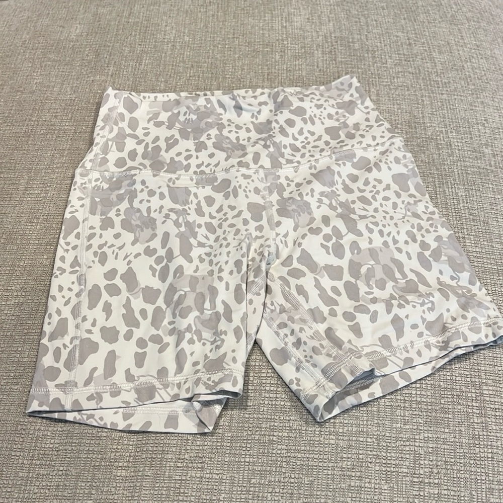 Lululemon Align Hi Rise Short 6”